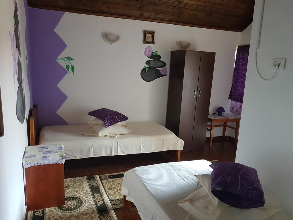 Pensiunea Valea Argesului Albestii Paminteni Esterno foto